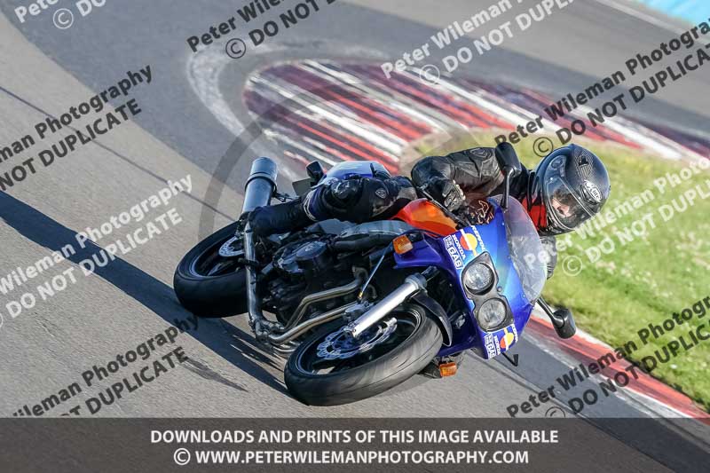 donington no limits trackday;donington park photographs;donington trackday photographs;no limits trackdays;peter wileman photography;trackday digital images;trackday photos